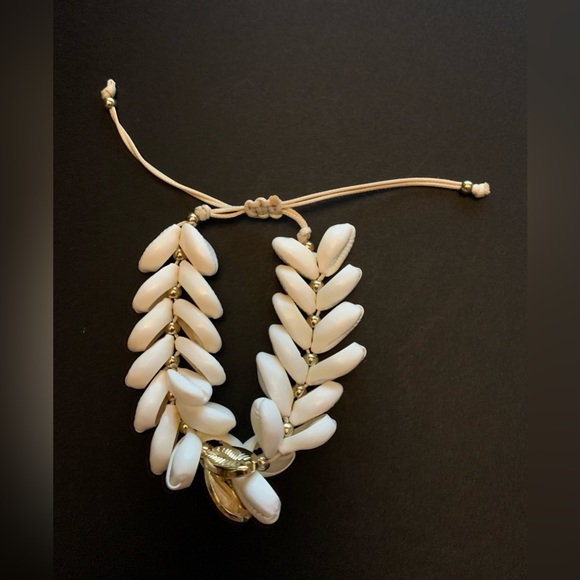 Seashell bracelet - Picture 2 of 2